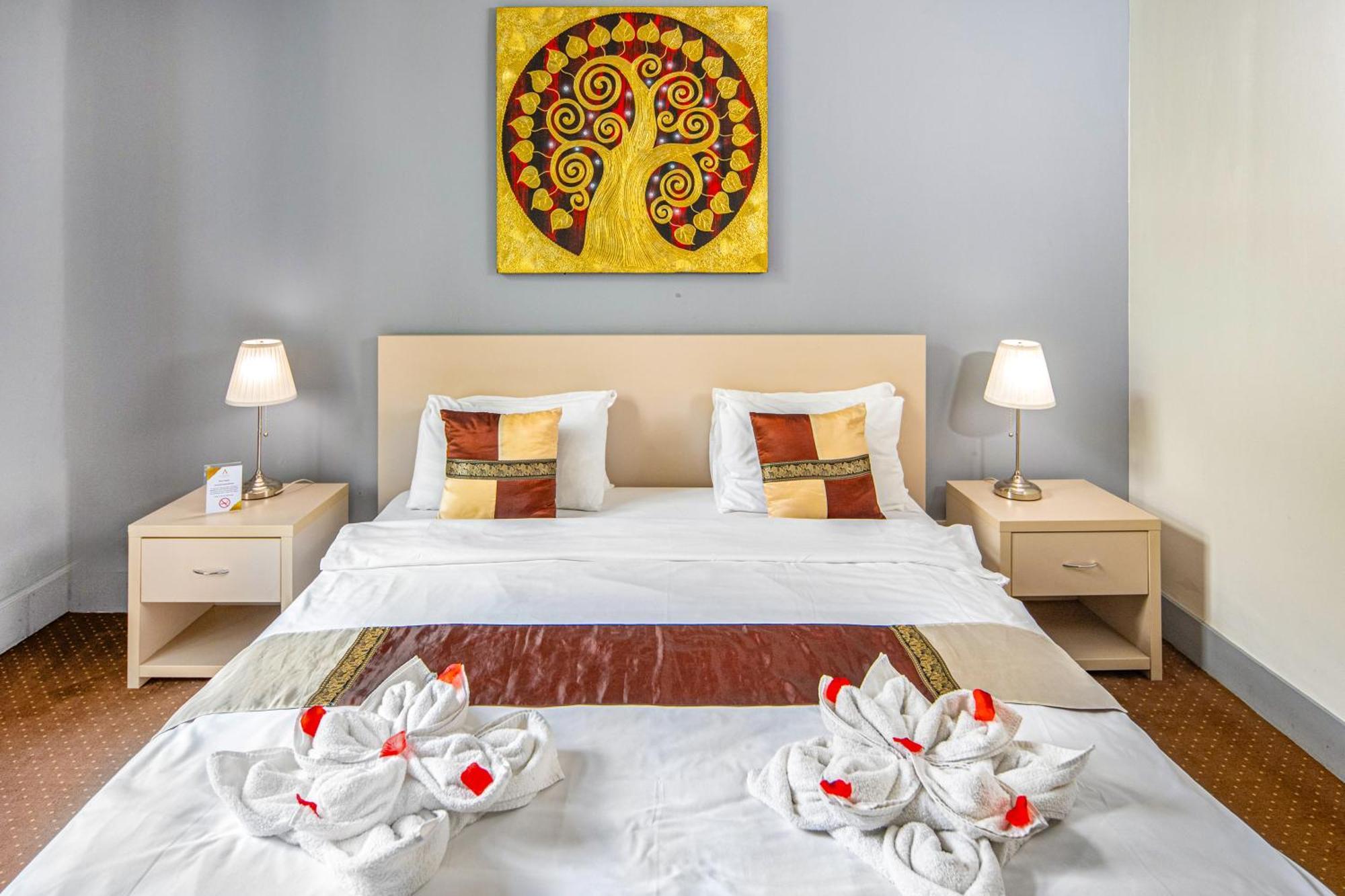 Andrassy Thai Hotel Budapest Bagian luar foto