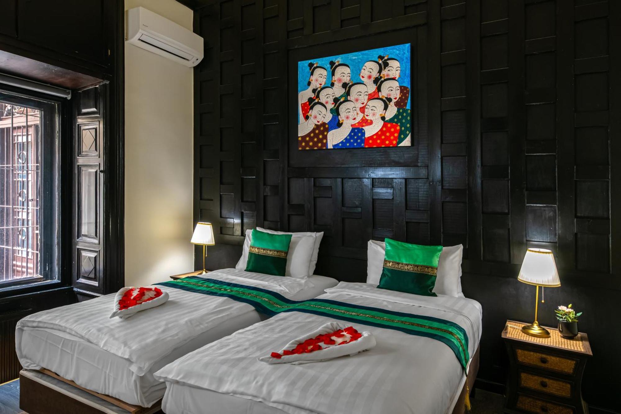 Andrassy Thai Hotel Budapest Bagian luar foto